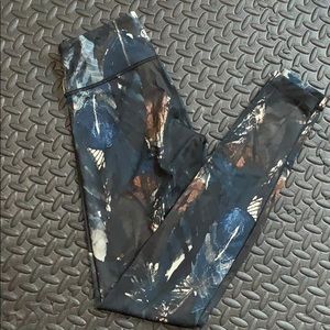 Lululemon Wanderlust Wunder Under pants